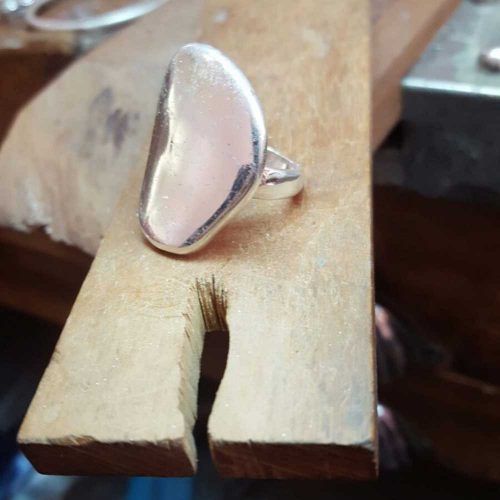 Taller de Joyería Joyas hechas en España Anillos plata cuarzo rosa SUTILLE joyas con Perlas para mujer en plata de ley y baño Oro 18k marca de joyas moderna y juvenil